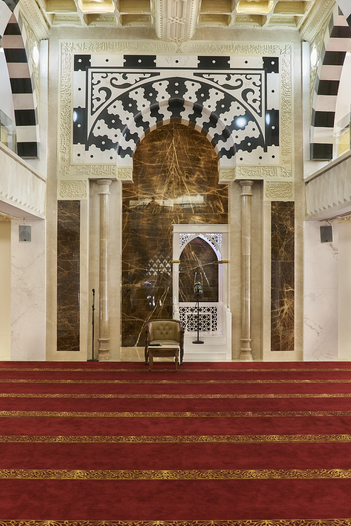 Indoor Wall & Columns